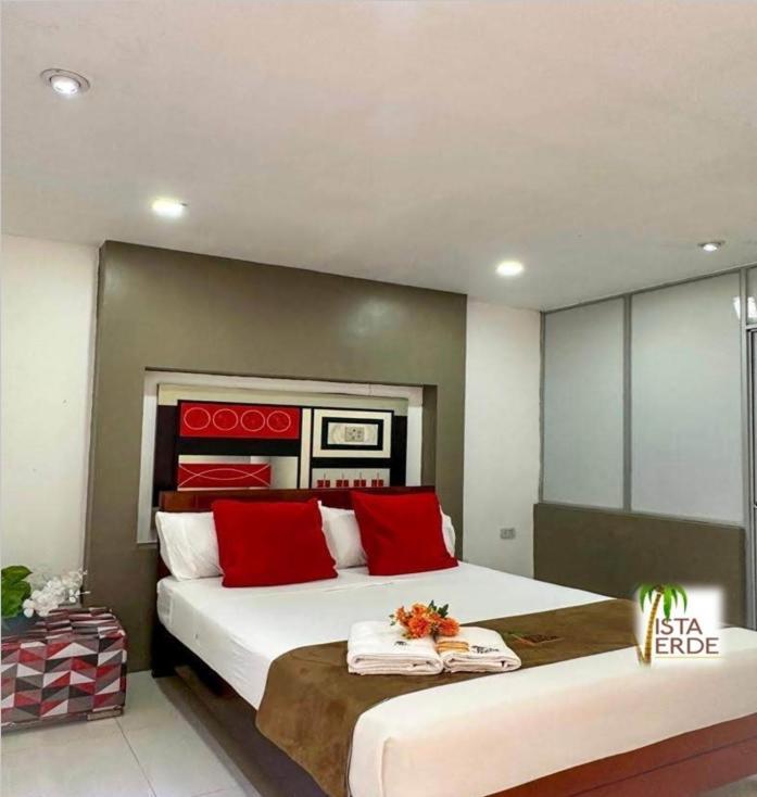 Apartamento Vacacional Vista Verde Tarapoto Ngoại thất bức ảnh