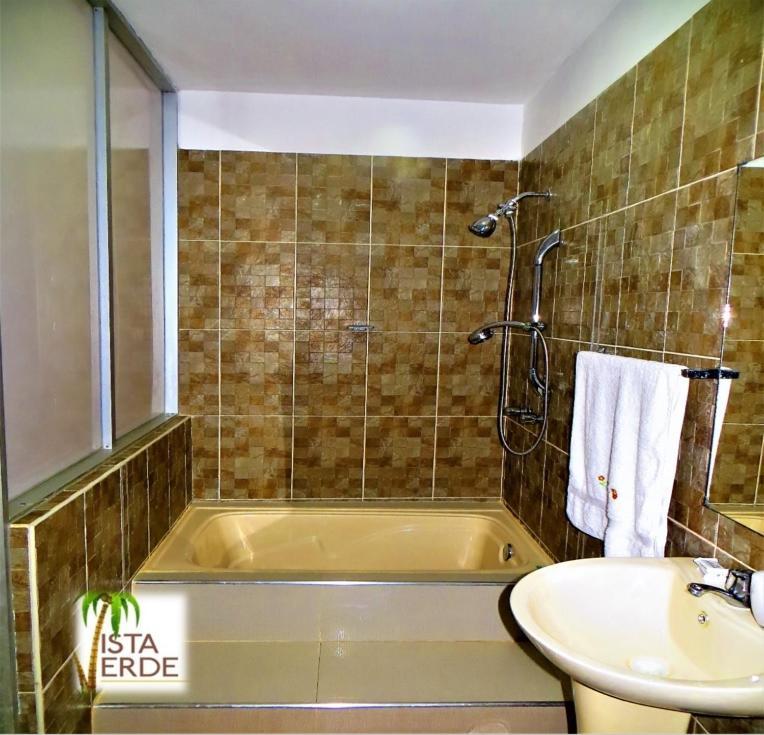 Apartamento Vacacional Vista Verde Tarapoto Ngoại thất bức ảnh